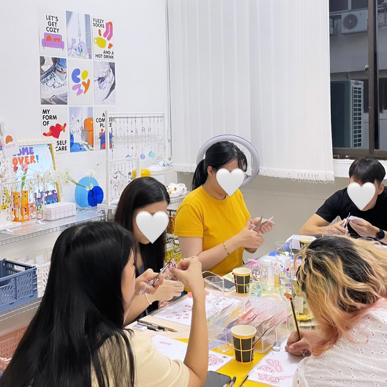 GLASS CUP DECAL WORKSHOP (1.5H)