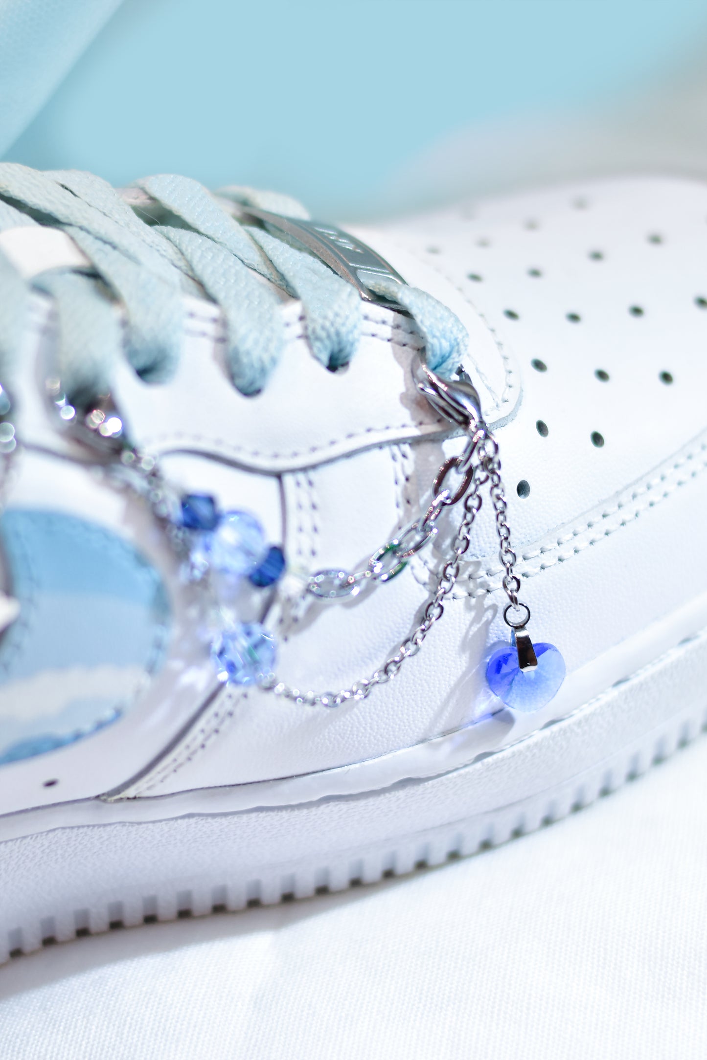 noontide shoe chain (mini)